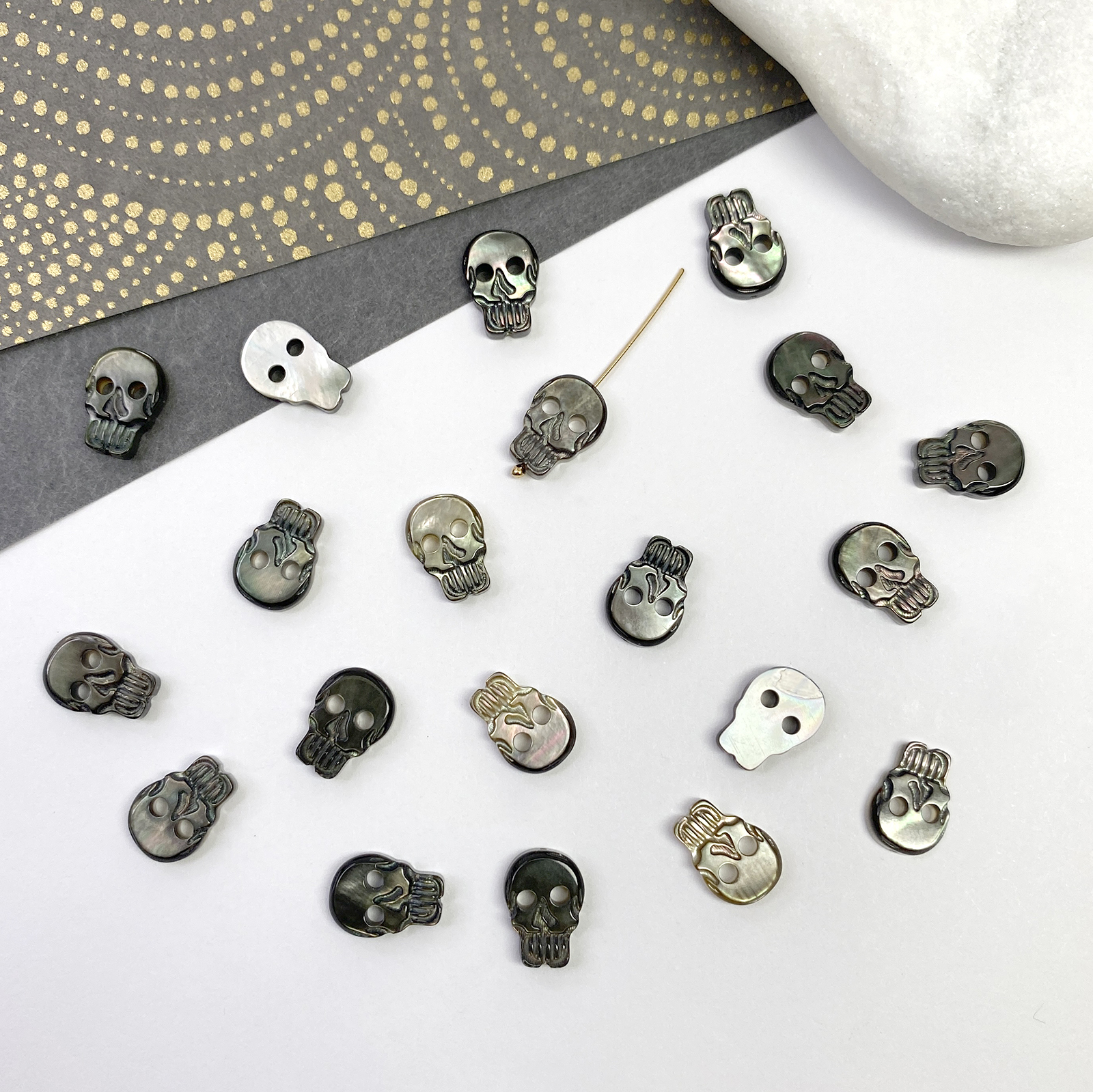 11x8mm Black Skull Mother of Pearl Beads