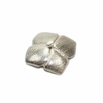 Sterling-Silver-Flower-Cap-Mangosteen-amoracast